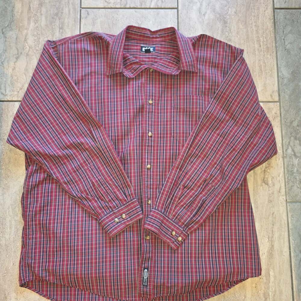 BKE Plaid Button Up Shirt Red Long Sleeve Poplin